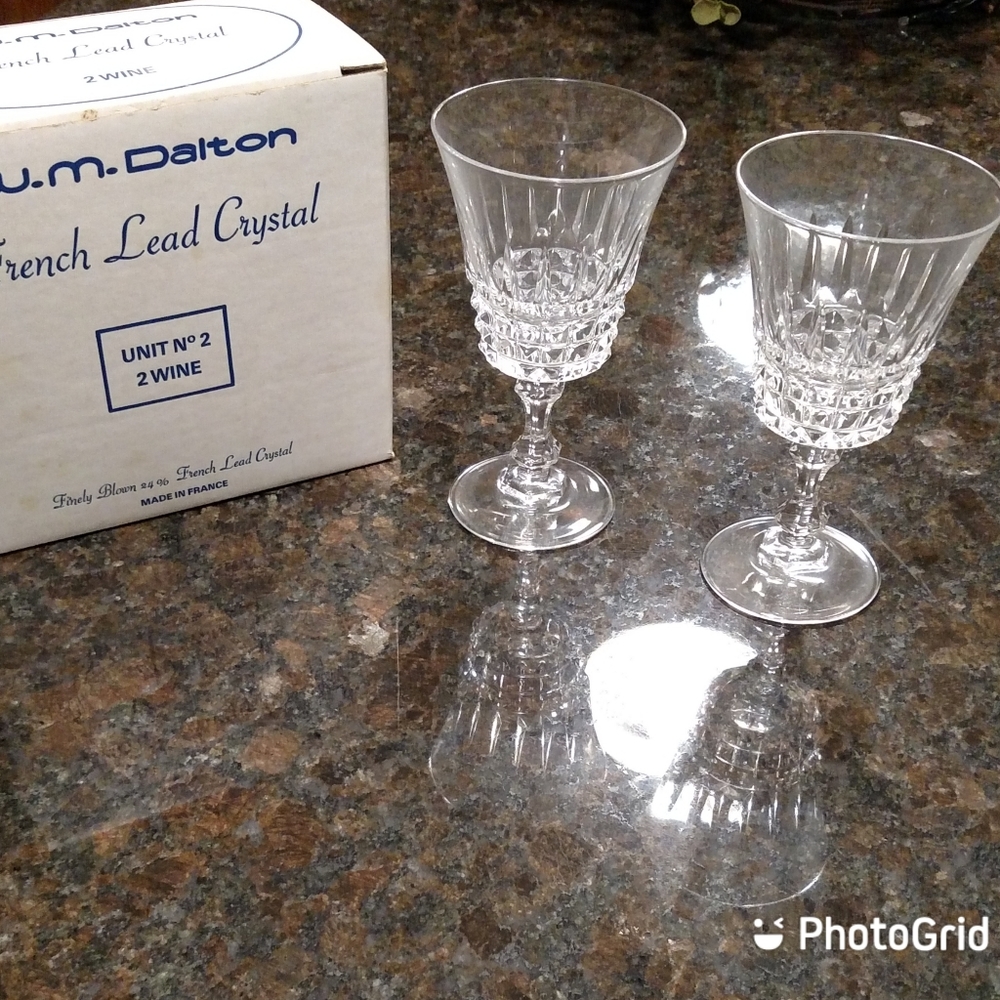 W.M. Dalton French Lead Crystal Wine Glasses - Picture 2 of 3
